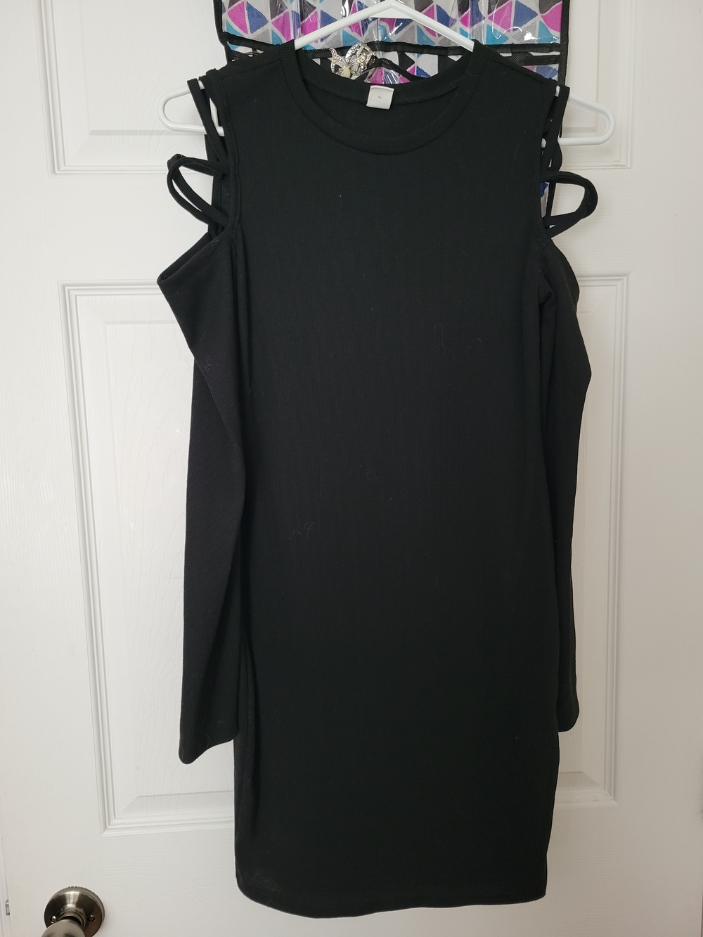 SHEIN Black Long-Sleeve Cold-Shoulder Midi Dress